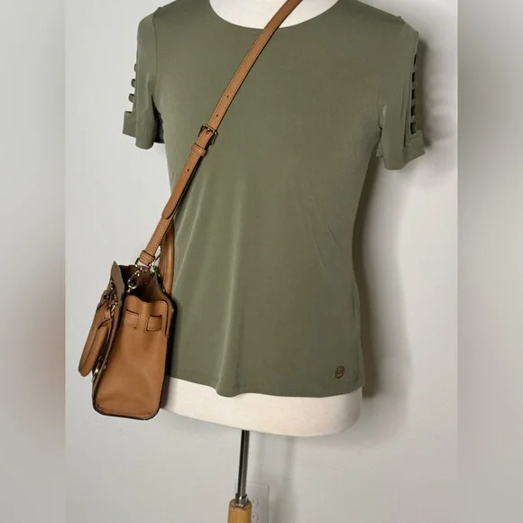 Michael Michael Kors top scoop neck peekaboo design on sleeve army green medium - Picture 1 of 8